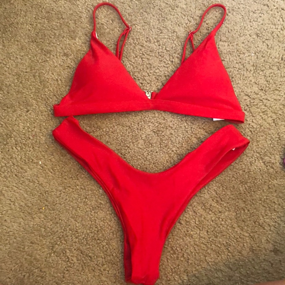 Red bikini 🍒
